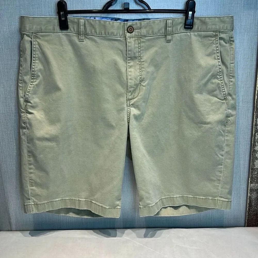 Tommy Bahama Mens Shorts Size 42 x 10 Khaki Tan Button Front Cotton Tencel Spand